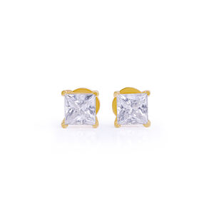 Boucles d'oreilles clous solitaires classiques en or, taille princesse, accessoire haut de gamme pour femme au meilleur prix - Product Image 1