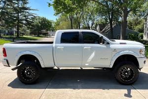 Ram 2500 Big Horn Crew Cab 4x4 d'occasion 2020 - Product Image 2