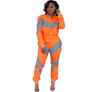 Customized Women <b>Zip</b>-<b>up</b> Tracksuit Set <b>Zip</b>-<b>up</b> <b>Jacket</b> Lightweight Waterproof Windbreaker Set Training Tracksuit Women - Product Image 1