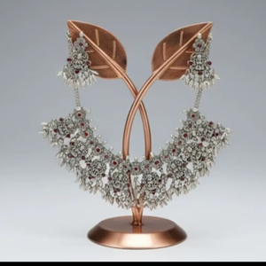 ชุดสร้อยคอสั้นหรูหราสง่างามชุดเครื่องประดับแนวพื้นเมืองอินเดียแบบดั้งเดิมสำหรับผู้หญิง - Product Image 3