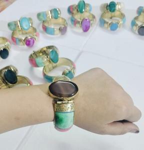 Attrayant Pierre Naturelle avec Laiton et Os Design vente chaude à la main Femme Bracelet manchette 100% Os fait Bracelet - Product Image 2