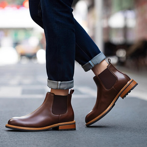 Botas Chelsea Retro de Cuero Vacuno con Amortiguación y Suavidad para Hombres, Ideales para Eventos Temáticos Vintage y Uso en la Oficina - Product Image 2