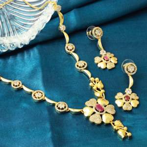 Juego de Collar y Aretes de Latón con Baño de Oro Micro de 14K/18K/24K con Diseño de Flores y Piedras AD para Mujer, Venta al por Mayor - Product Image 3