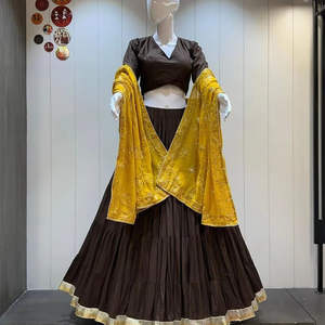 Lehenga Choli Tradicional de Algodón para Mujer, con Bordado Intenso, Largo hasta el Suelo, Corte Holgado, Reversible, para Ocasiones Festivas, Colores Vibrantes - Product Image 6