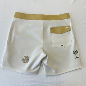 Shorts de plage à séchage rapide extensibles dans les 4 sens, marque privée, taille mi-haute, élastique, impression par sublimation sur toile - Product Image 4