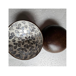 ชามช้อนตักกะลามะพร้าวทำมือสำหรับห้องครัวงานหัตถกรรมทำมือสลัดผลไม้ก๋วยเตี๋ยวจากผู้ผลิตเวียดนาม - Product Image 2