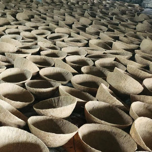 Panier suspendu en fibre de coco de style vintage fait à la main de haute qualité doublure en coco taille personnalisée phytosanitaire certifié vietnamien direct - Product Image 1