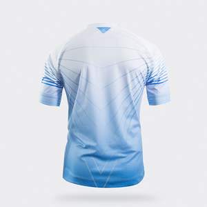 Venta al por mayor de ropa de fútbol de diseño personalizado de rayas con características sublimadas - Product Image 3