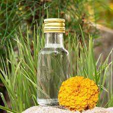 Aroma potente, afrutado, dulce y fresco, suave