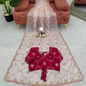 Hermoso Sari de diseñador con trabajo de hilo y secuencia - Product Image 1