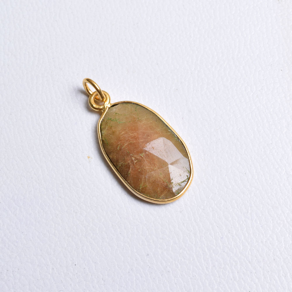 รูไทล์สีทอง