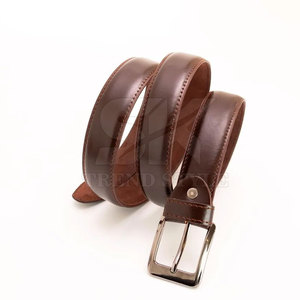 Ceinture en cuir à une seule couleur, accessoire de mode durable pour hommes et femmes, ceinture en cuir réglable à une seule couleur - Product Image 5