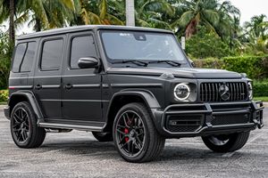 Mercedes-Benz AMG G63 2021, Bajo Kilometraje, Caja de Cambios Automática, Volante a la Izquierda, Neumáticos R20, Estado Oscuro - Product Image 3