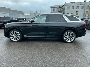 SUV H E-HS9 AWD 2021 con Batería de Litio R18, Asientos de Cuero, Techo Panorámico, 6 Plazas, Batería de 110 kWh - Product Image 4