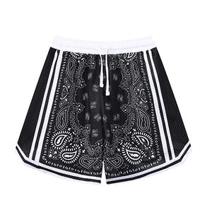 Pantalones cortos deportivos para hombre con logotipo personalizado, estilo Baloncesto de malla de secado rápido con patrón sublimado para gimnasio y pantalones cortos deportivos - Product Image 4