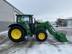 Tractor de Ruedas Usado de 120HP con Cabina, Motor Cummins y Rodamientos, Informe Incluido, Entrega Rápida, Precio Bajo - Product Image 3