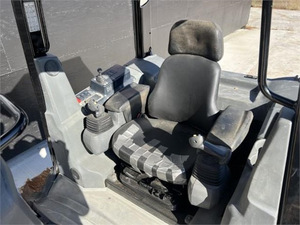 2019 CATERPILLAR D5K2 LGP digunakan <span class=keywords><strong>Crawler</strong></span> <span class=keywords><strong>Dozer</strong></span> siap untuk kapal komponen inti <span class=keywords><strong>Komatsu</strong></span> mesin pompa tangan kedua kucing bulldoser Pemangkas