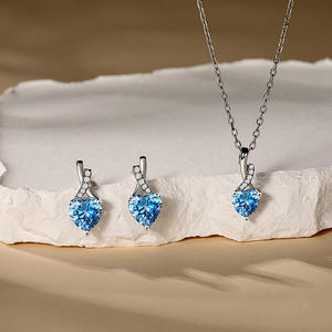 Jeulia Custom Classic Twist Heart Drop <b>Earrings</b>-Gold Plated Copper with Zircon Pearl & Diamond - Product Image 4