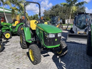 Tractor agrícola John 3038E usado, motor diésel de 3 cilindros, 65HP, automático, 4x4, listo para la venta. - Product Image 3