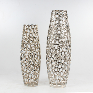 Florero de aluminio moderno hecho a mano, Metal pulido de níquel para decoración del hogar y el jardín para decoración de mesa de boda - Product Image 4