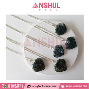 Bonne qualité Meilleure vente Belle et intemporelle pièce de bijoux Agate mousse pendentifs en forme de coeur avec chaîne au prix le plus bas - Product Image 4