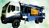 Machine de forage de puits d'eau montée sur camion de 450 mètres, appareil de forage rotatif DTH Cum facilement disponible à vendre