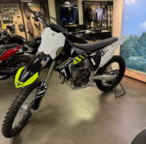 มอเตอร์ไซค์ Triumph TF 250-X รุ่นใหม่ ปี 2025 สีเหลือง/ดำ/ขาว ปรับแต่งได้ตามต้องการ รถมอเตอร์ไซค์ปี 2025 - Product Image 5