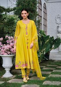 Vente chaude Mul Chanderi avec travail à la main Kurti Pant et Dupatta Fabricant et fournisseur de l'Inde au taux le plus bas - Product Image 3