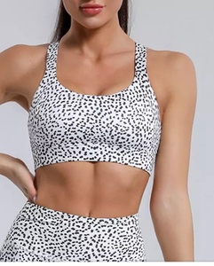 Precio al por mayor. Conjunto de Yoga de 3 Piezas con Leggings de Cintura Alta, Sujetador Deportivo y Chaqueta Corta para Mujer, Ropa Deportiva para Gimnasio - Product Image 2