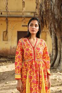 ชุดเดรสผ้าฝ้ายลายดอกไม้ชากุระพิมพ์ลายด้วยมือ - Product Image 6