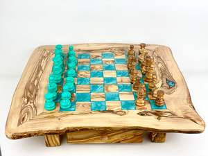 BOÎTE D'ÉCHECS EN BOIS ET RÉSINE PERSONNALISÉE DE HAUTE QUALITE Ensemble de jeu d'échecs Pièce d'échecs en résine de luxe rouge noir par Tayyab Handicraft - Product Image 6