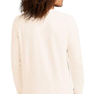 Camiseta Básica de Manga Larga para Hombre, Cuello Redondo, Color Marfil - Camiseta Esencial Duradera y Elegante para Uso Casual, Gimnasio y Diario - Product Image 6