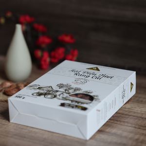 เม็ดมะม่วงหิมพานต์คั่วเวียดนาม 500 กรัม เกรด W240 ในกล่องของขวัญกระดาษพรีเมียม - ส่งตรงจากโรงงานผู้ส่งออกเม็ดมะม่วงหิมพานต์ - Product Image 6