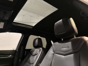 Cadillac XT5 FWD Premium Luxury d'occasion propre 2024 - Product Image 6