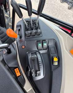 Tractor Massey Ferguson 399 Usado con Motor y Caja de Cambios Automáticos, 50 HP, Bajo Mantenimiento, Alta Durabilidad para Necesidades Agrícolas - Product Image 6