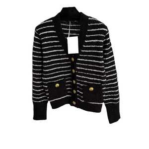 Cardigan rayé vintage pour femme, pull d'hiver décontracté à boutons, col en V, 240g, marque personnalisée, veste en tricot floral polyester/coton - Product Image 6