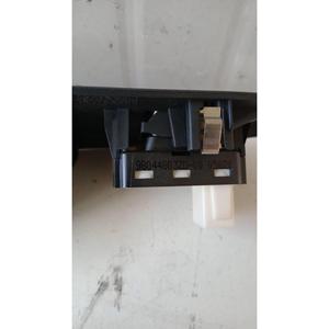 แผงปุ่มด้านหลังขวา OPEL Corsa F Serie (19>) รุ่น 98044803ZD-00 - Product Image 2