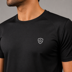 เสื้อยืดทรงเข้ารูป Dominance Performance Athletic สีดำ - Product Image 2