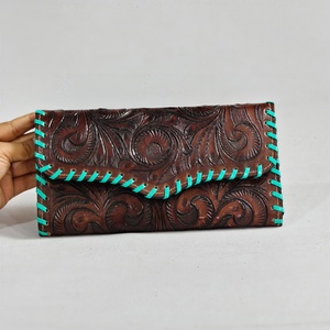 Nouveau porte-passeport pour femme en cuir véritable luxueux et élégant, antivol, design personnalisable, multifonction - Product Image 1