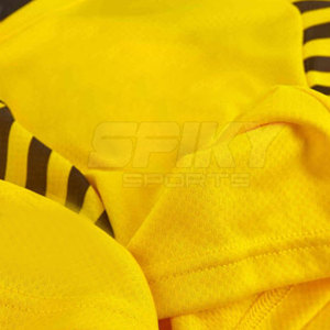 เสื้อเจอร์ซีย์ฟุตบอลสำหรับผู้ชายเสื้อฟุตบอลแบบสั่งทำผ้าโพลีเอสเตอร์100% ดีไซน์ใหม่ - Product Image 6
