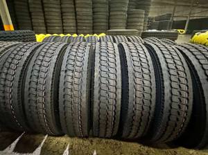 Pneus de camion 315/80R22.5 Pneu de camion radial commercial à usage intensif Utilisé Condition Caoutchouc naturel Pneu radial Tubeless - Product Image 5