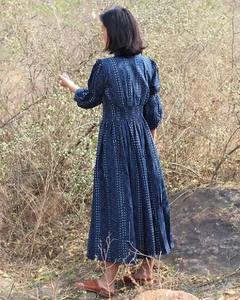 Robe indienne en coton imprimé bloc à la main nouvelle tenue décontractée d'été élégante pour hommes/femmes fait à la main doux pour cadeau de saint valentin - Product Image 4