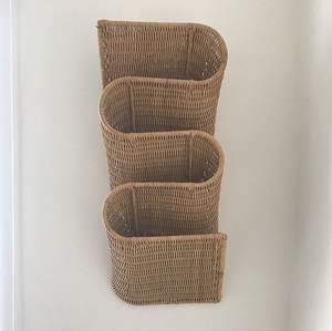 Estante Compacto de Ratán para Libros y Documentos - Product Image 1