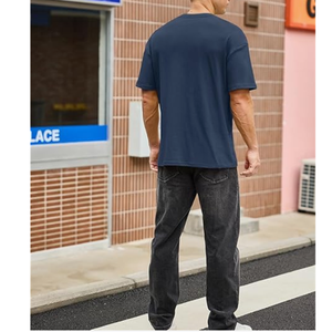 T-shirt pour homme en coton de haute qualité, surdimensionné, col rond, épaules tombantes, style streetwear, logo personnalisé sur le devant, 100% coton, design uni - Product Image 4
