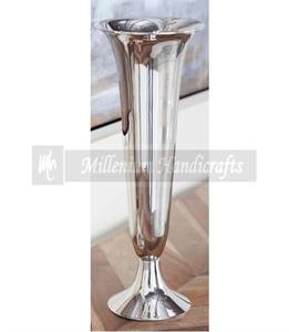 Vase hexagonal en fer de conception côtière de l'artisanat du millénaire fait à la main pièce décorative de base antidérapante résistante à la rouille écologique - Product Image 4