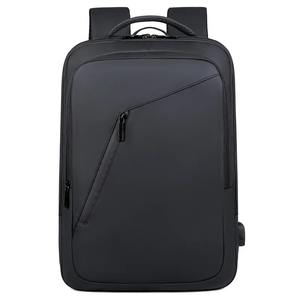 Mochila Táctica Unisex Resistente para Exteriores con Tecnología de Carga USB C, Tejido Impermeable, Bloqueo RFID, Bolsillo con Cremallera y Diseño Ergonómico - Product Image 1