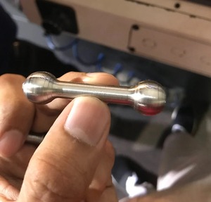 Métal le plus vendu usiné avec précision pour l'aérospatiale ou l'automobile et les industries médicales disponibles au meilleur prix - Product Image 1