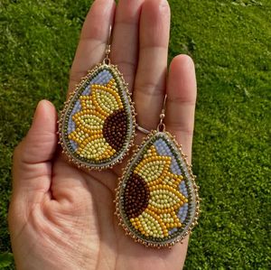 Nuevos pendientes de cuentas de flores bohemias a la moda, Pendientes colgantes de semillas de arroz hechos a mano para fiesta, joyería decorativa de moda de Año Nuevo - Product Image 5