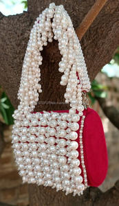 Nueva llegada impresionante hecho a mano en relieve trabajo de perlas pesadas multicolor nupcial noche embrague monedero mujer monedero perla trabajo Sling Bag - Product Image 2