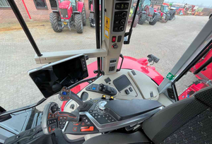 Tractor agrícola Massey Ferguson 7S.210 Dyna-VT Tractor exclusivo disponible para la venta a precio asequible - Product Image 6